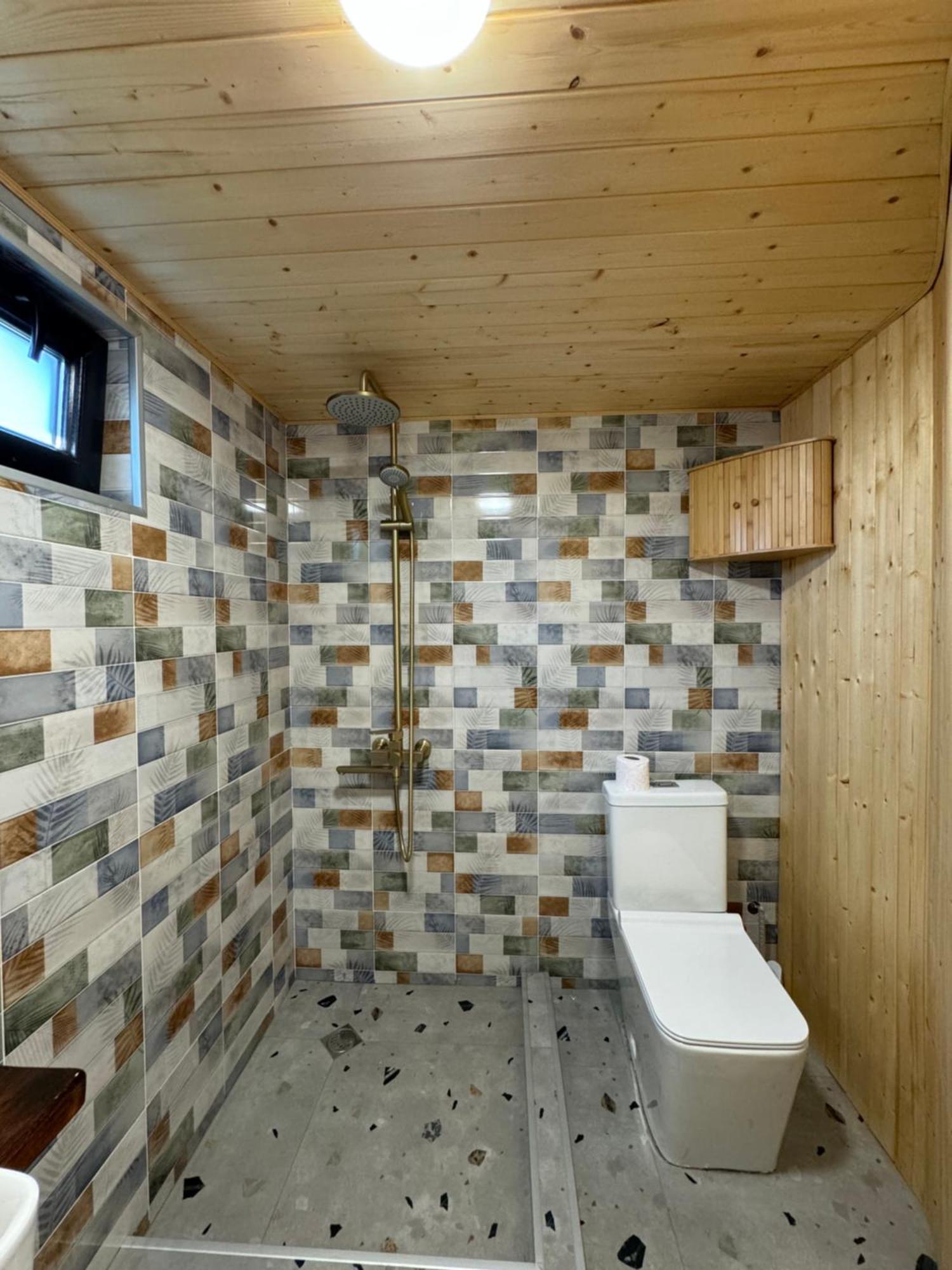 Glamping Emerald Stepantsminda Exterior photo