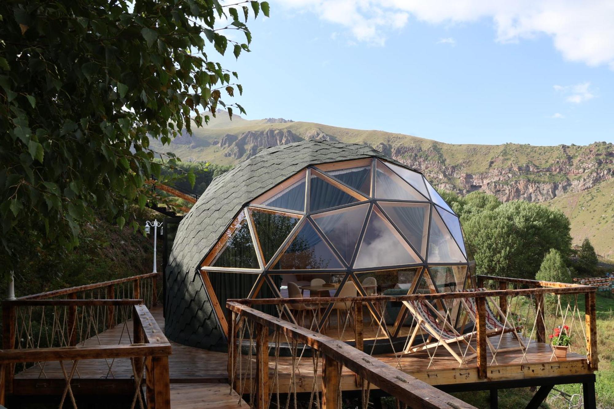 Glamping Emerald Stepantsminda Exterior photo